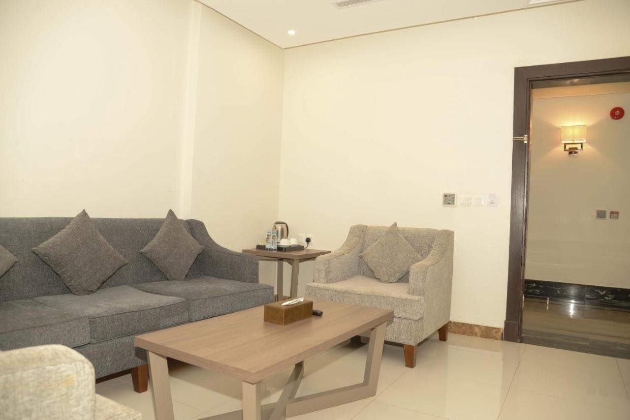 Mora Hotel By Pioneer Jiddah Esterno foto